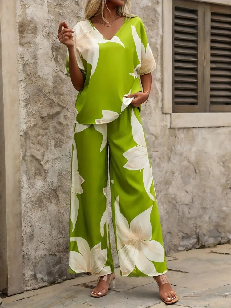 

2025 Summer New Women's Casual Set Fashion Floral Print V-neck Short Sleeve Loose Top + Elastic Lace-up Trousers Two-piece Set
