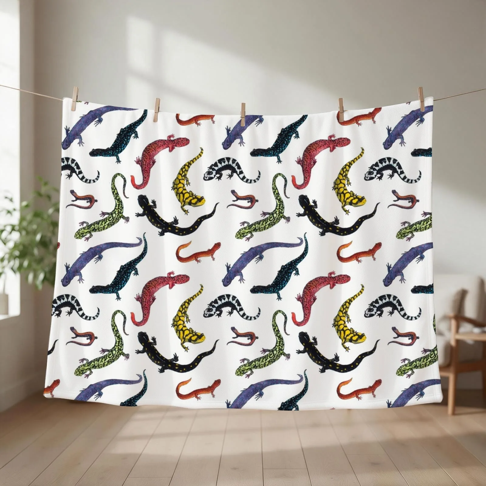 Salamanders Throw Blanket couch cozy soft plush fuzzy picnic outdoor blanket
