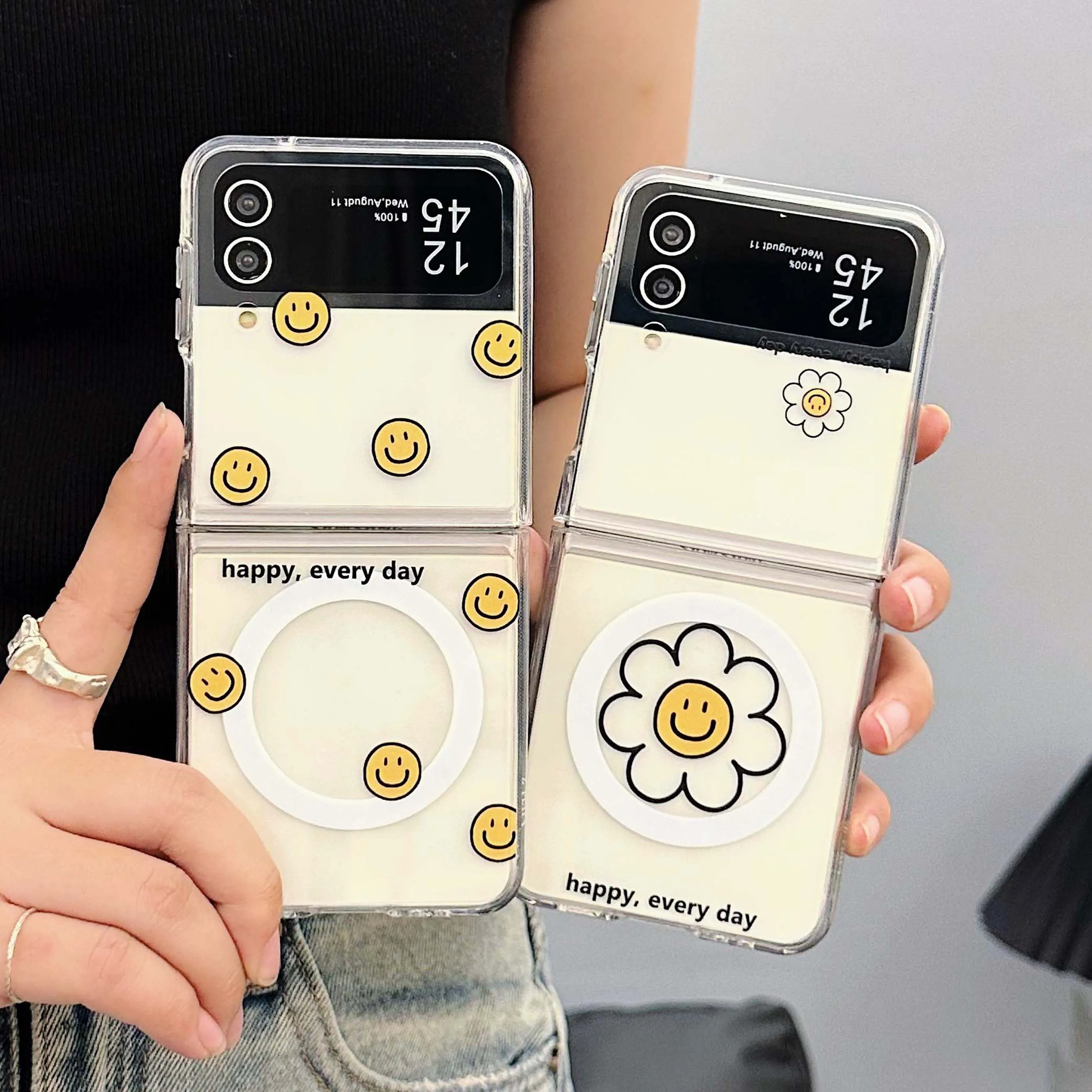 Cartoon Magnetic pc hard ins smiley happy cartoon smile phone case bracelet for samsung galaxy z flip 4 3 5 flip3 flip5 flip4