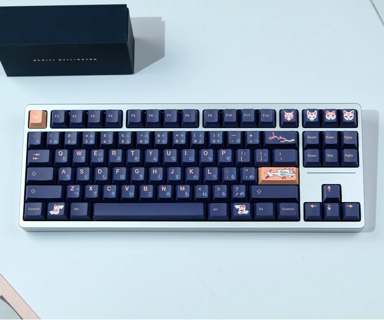 Imagem -05 - Japanese Fox Keycaps para Teclado Mecânico Perfil Cherry Pbt Sublimação Dye Switch mx Gk61 64 67 75 84 84 87 98 Japonês