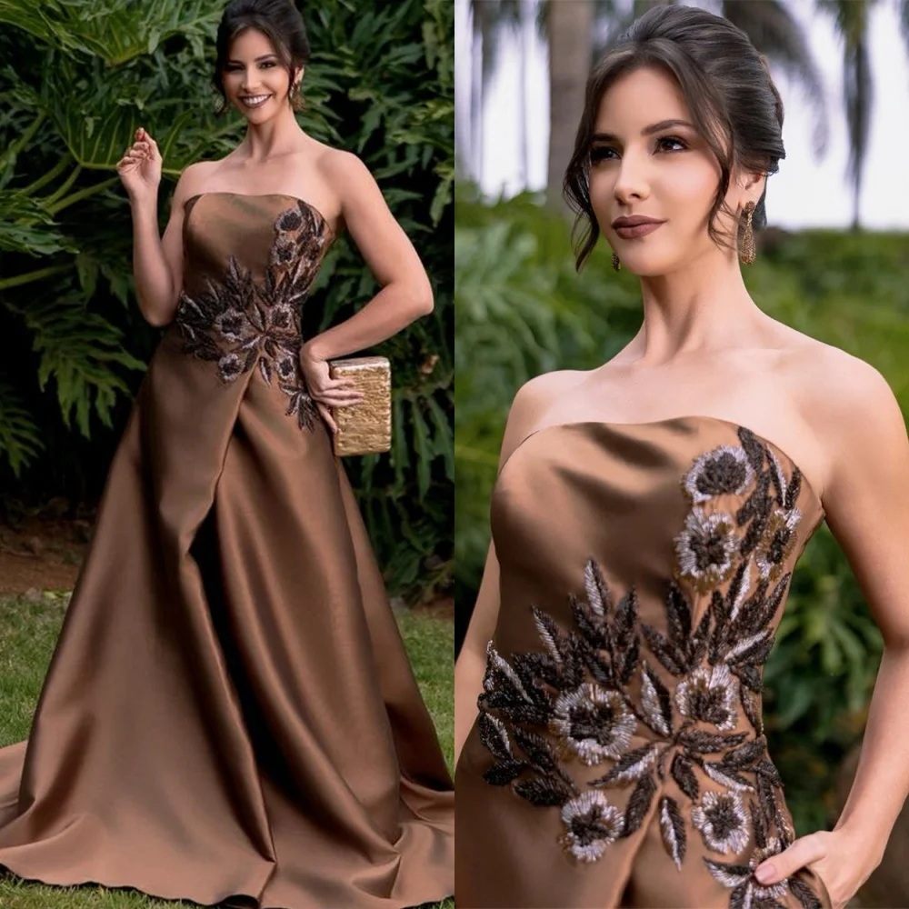 

Customized Temperament Brown Satin Evening Dresses Classic Strapless Sleeveless Homecoming Dresses Special Occasion Gowns