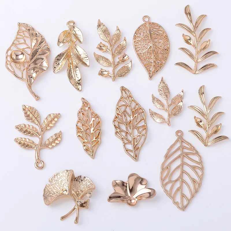 Directly from the manufacturer Ancient style hairpin lady handmade Hanfu hair accessories hair crown bride group fan branches le