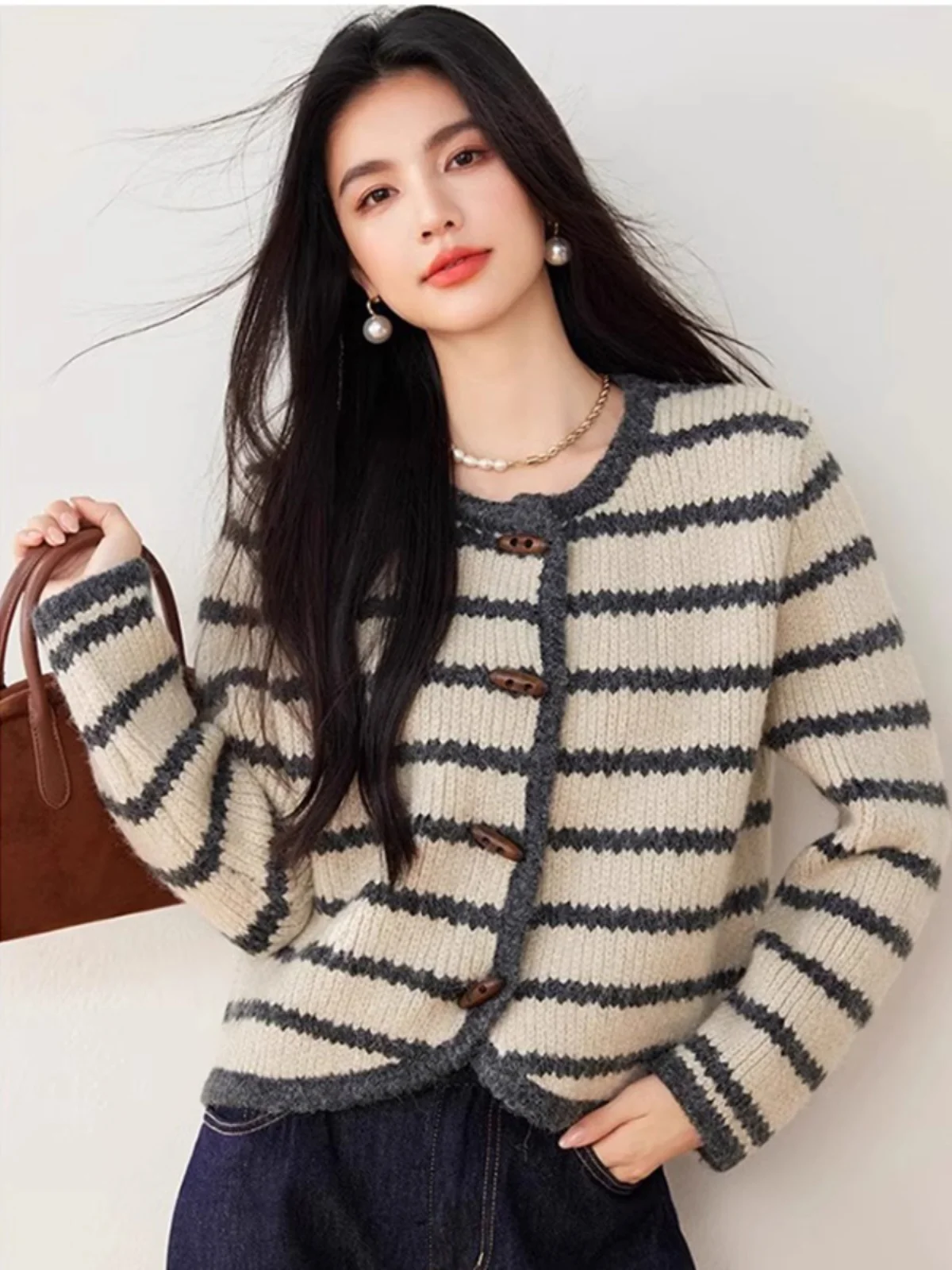 Faionable عادية مخطط الجولة Ne محبوك سترة مفتوحة سترة المرأة الخريف الشتاء جديد Sle اللون بلو شريطية #1