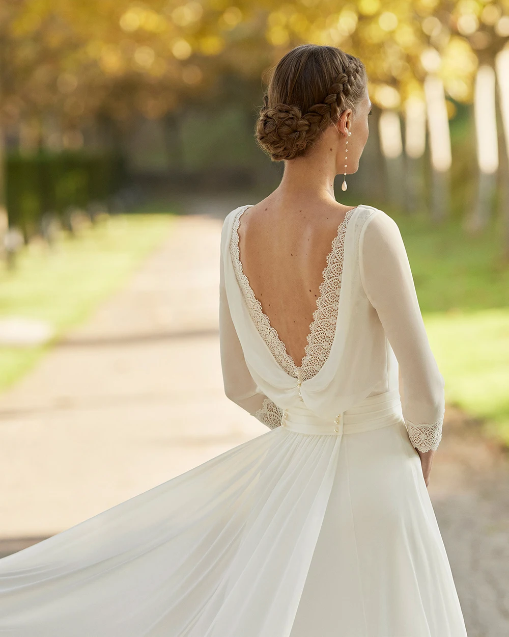 Affascinanti abiti da sposa bianchi sacri Abiti da sposa Boho Abito da sposa in pizzo da spiaggia 2024 Abiti da sposa con maniche a 3/4 personalizzati