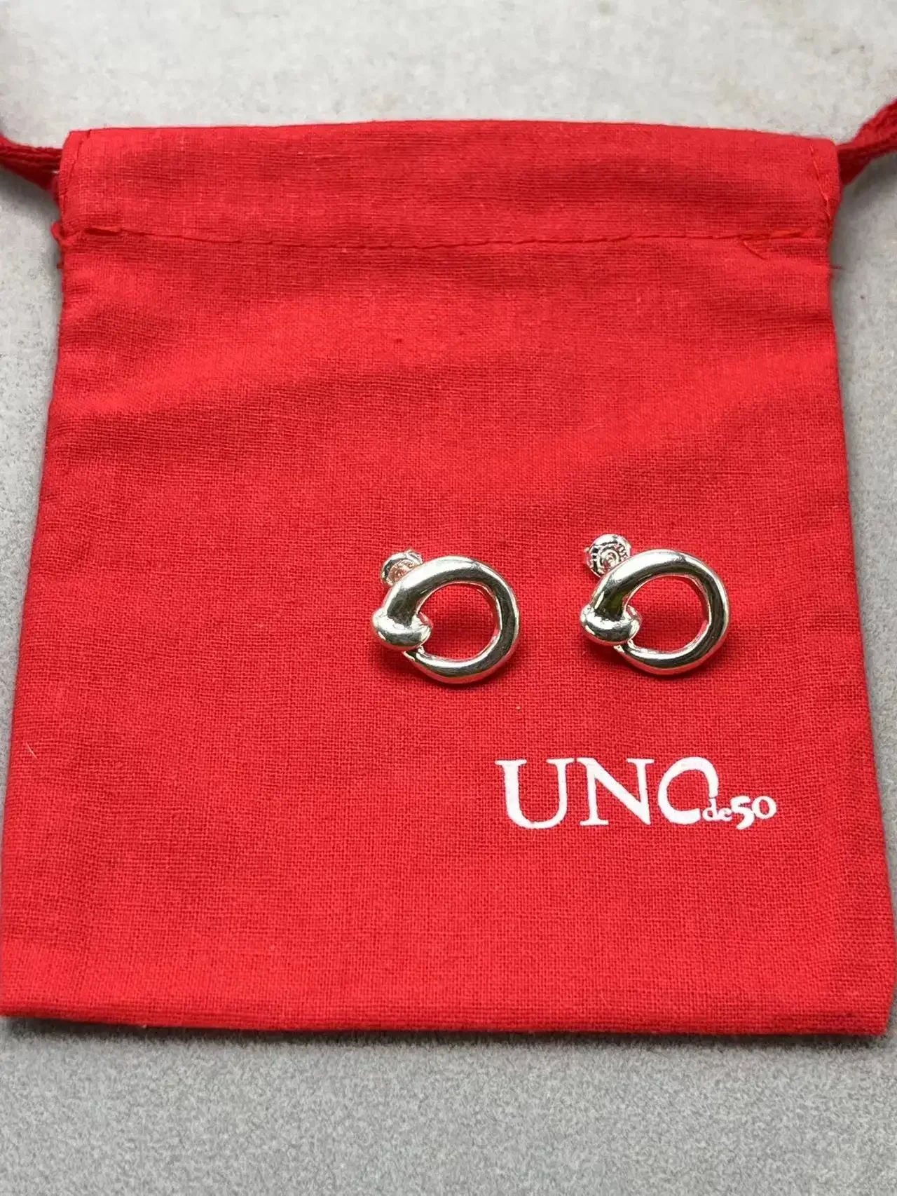 UNOde50-pendientes creativos exquisitos para mujer, bolsa de regalo de joyería romántica con bolsa, gran oferta, europeos y americanos, 2023