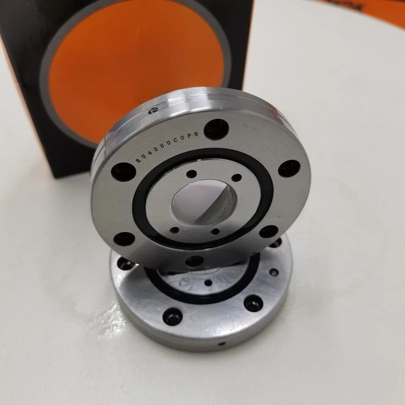 

High Precision Crossed Roller Bearing, RU42UUC0P5 P5 Grade Industrial Rotary Bearing for Robot Joint