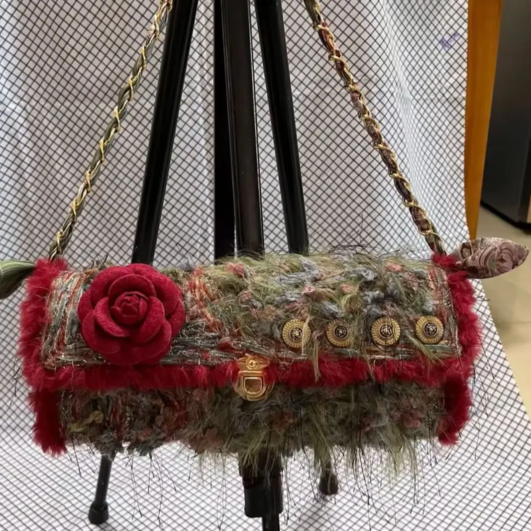 Lost in Vintage Hand Mixed Weaving Yarn Crochet Bag Flap Clutchbag Luxury Purse with Flowers Tassel Metal opening and closing