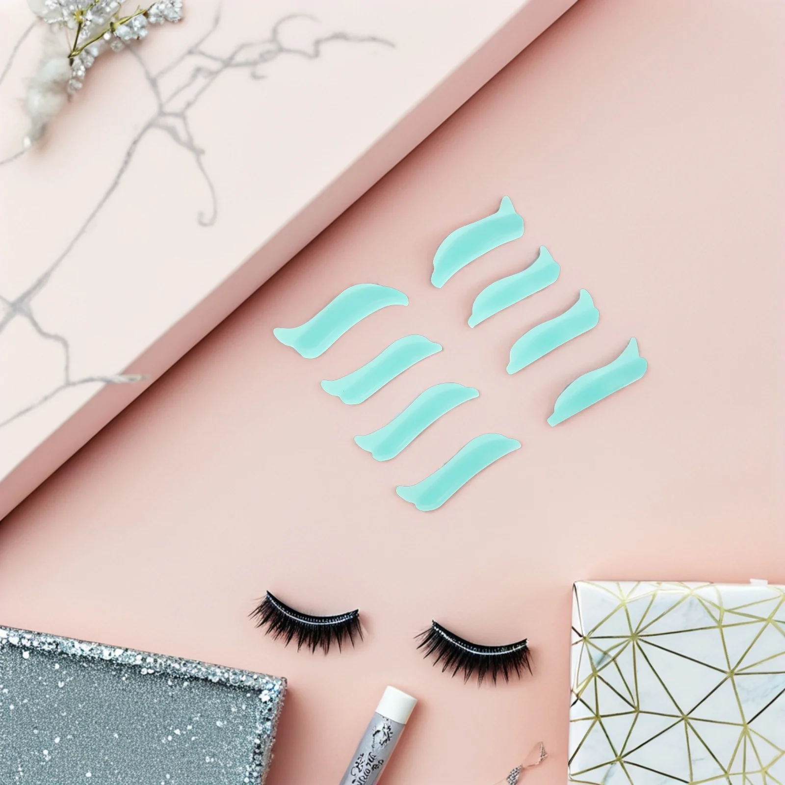 

4Pairs Eyelash Lift Pads Silicone Lash Tape Easy to Use Longlasting Curl Professional Lash Lift Kit Eyelash Tools for Lashes