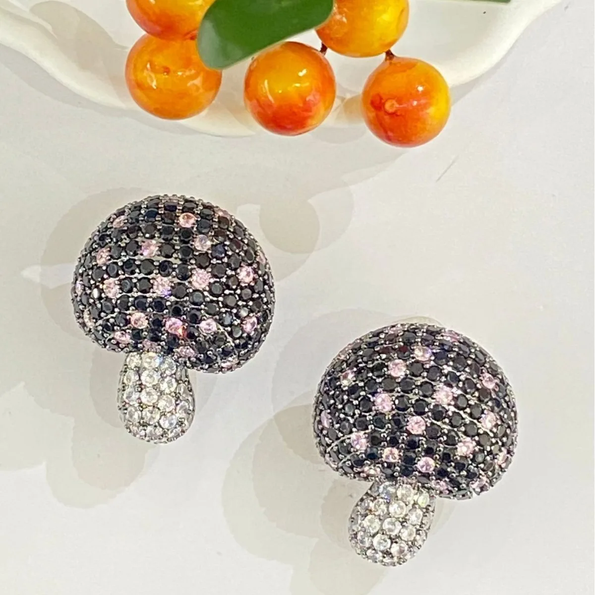 

Милые романтические геометрические серьги-гвоздики с розовым цирконом и грибами, антиаллергенные ювелирные изделия, новинка для вечеринки