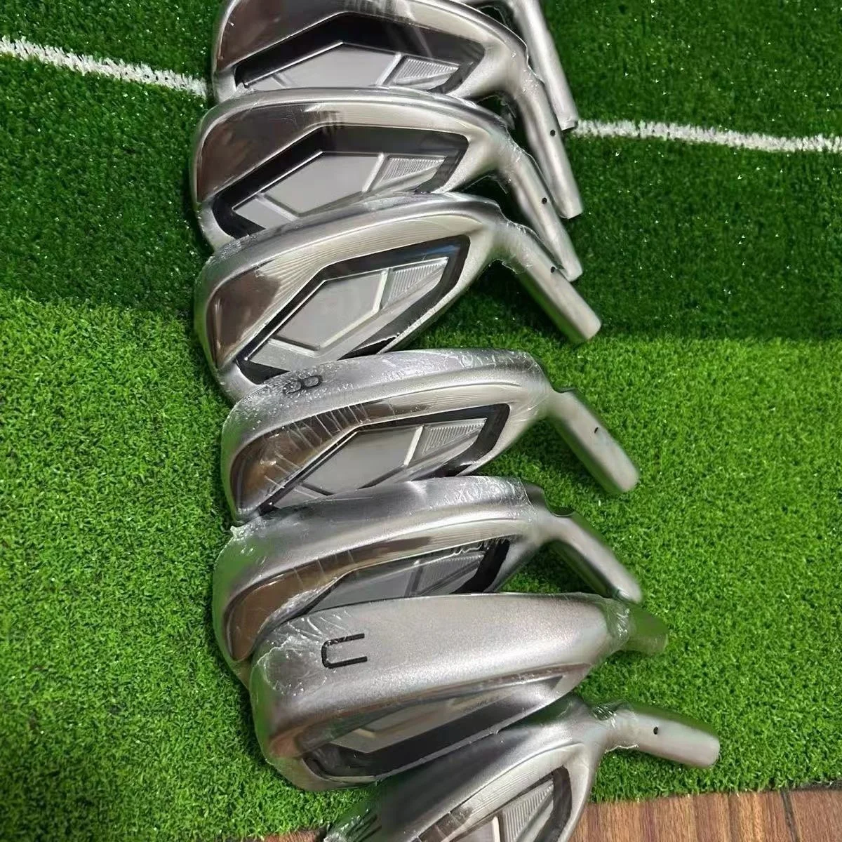 Right-Handed User-Friendly Golf Club Iron Set 4-WU Forged Stainless Steel Lightweight Waterproof Woods​