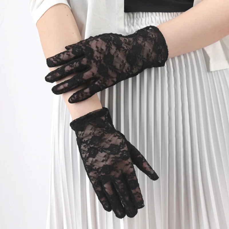 Women Lace Short Tulle Black Summer Uv-proof Driving Gloves Female Thin Fishnet Mesh Gloves Fashion Full Finger Mittens