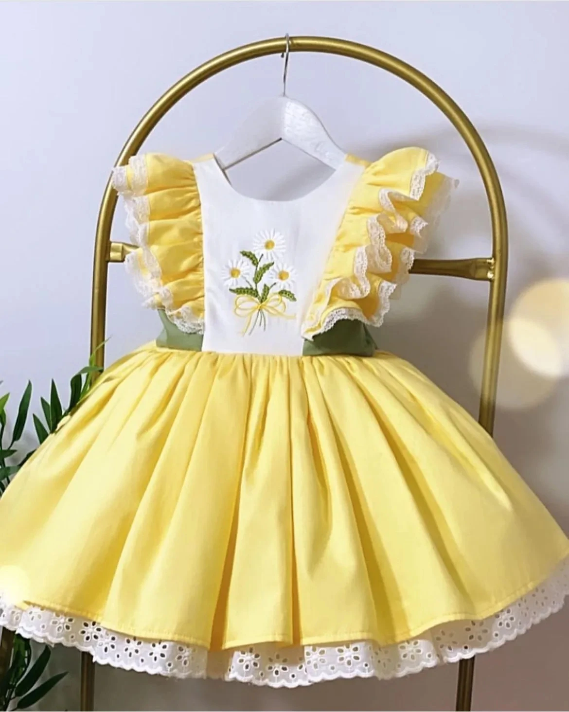 

0-12Y Baby Girl Summer Yellow Daisy Embroidery Turkish Vintage Princess Yellow Dress for Birthday Holiday Easter Photography Eid