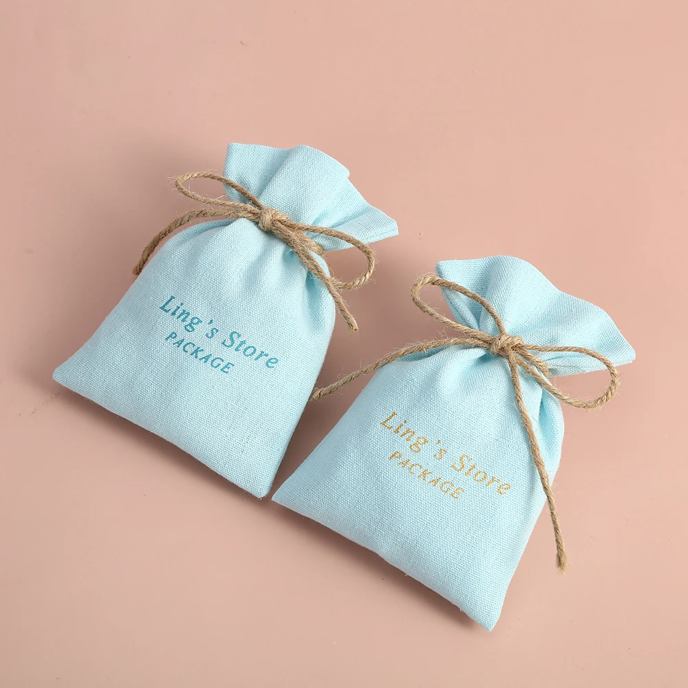 100 pièces bleu bijoux sac 7x9 cm faveurs de mariage cadeau coton toile pochettes belle Festival fête cadeaux d'anniversaire emballage conteneur