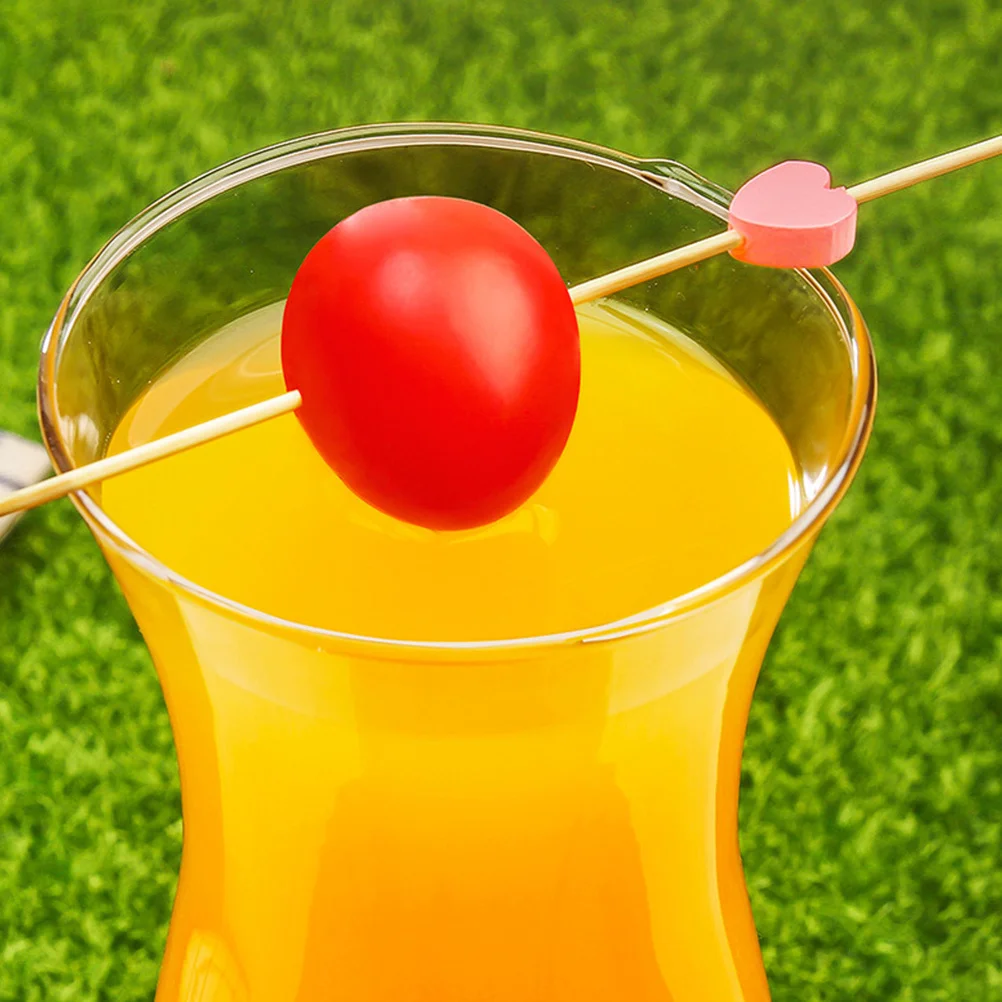 

100Pcs Disposable Bamboo Fruit Picks Heart Shape Decorative Cocktail Picks Party Appetizer Dessert Food Garnish