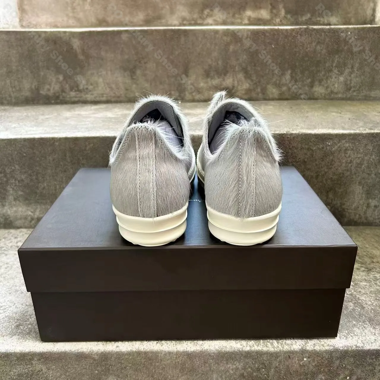 Brand Casual Women Shoe Horsehair Men Sneaker Grey Low Top Lace Up Shoe Designer New Fashion Trainer Platform Leather Flat Shoe