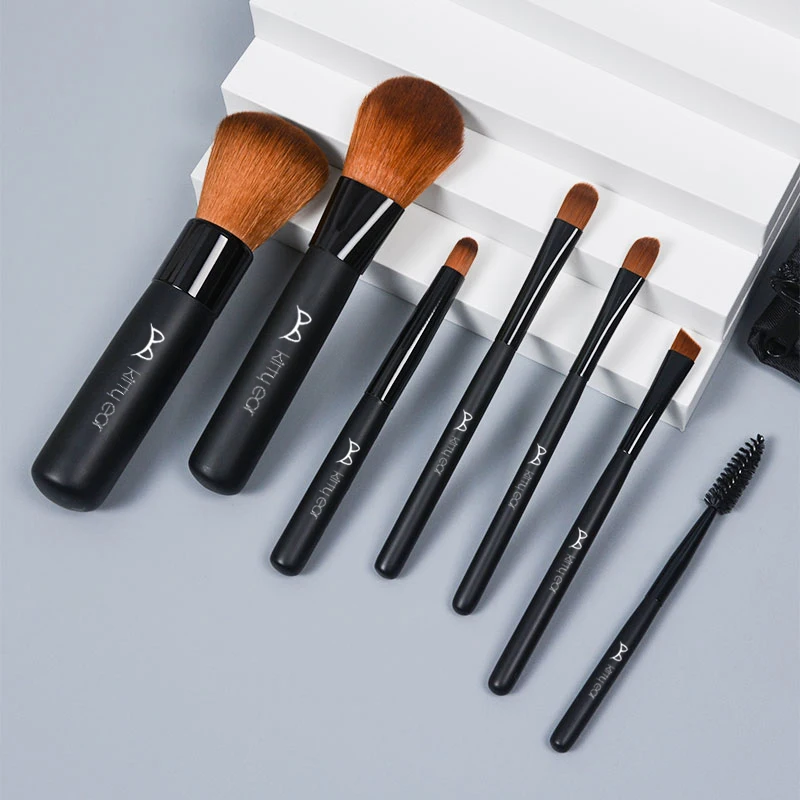 7Pcs Mini Travel Women Makeup Brushes Set Portable Soft Concealer Brush Beauty Foundation Eye Shadow Tool Eyelash Brush With Bag