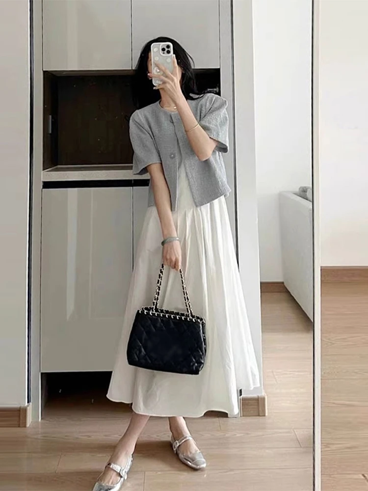 ชุดฤดูร้อนสำหรับผู้หญิง ชุดชาซีรีส์เกลือหวาน สไตล์เอไลน์เอวสูง ชุดเดรสสเวล เสื้อกั๊กสเวล ชุดเซ็ต ดูอ่อนเยาว์และสดใส