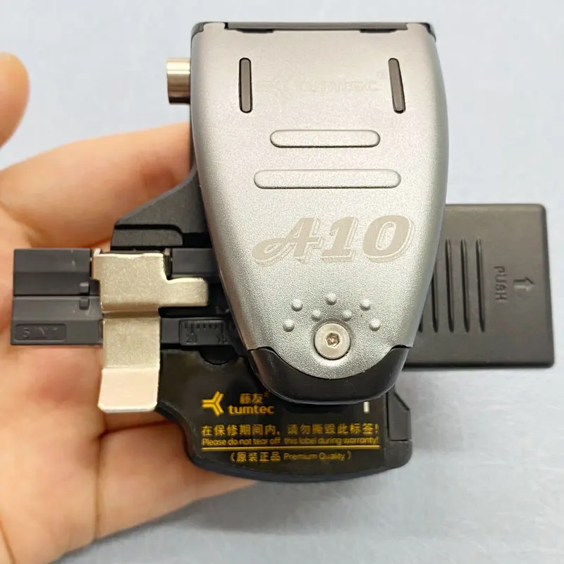 

Fiber Cleaver Kit A10 Automatic Rebound Fiber Optic Cleaver 125μm Bare Fiber Cutting Tool 7-16mm Fiber Cutting Length
