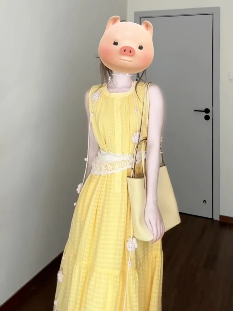 

Seaside Vacation Style Yellow Sleeveless Dress Women's Summer2025Spring New Summer Beautiful Temperament Long Dress