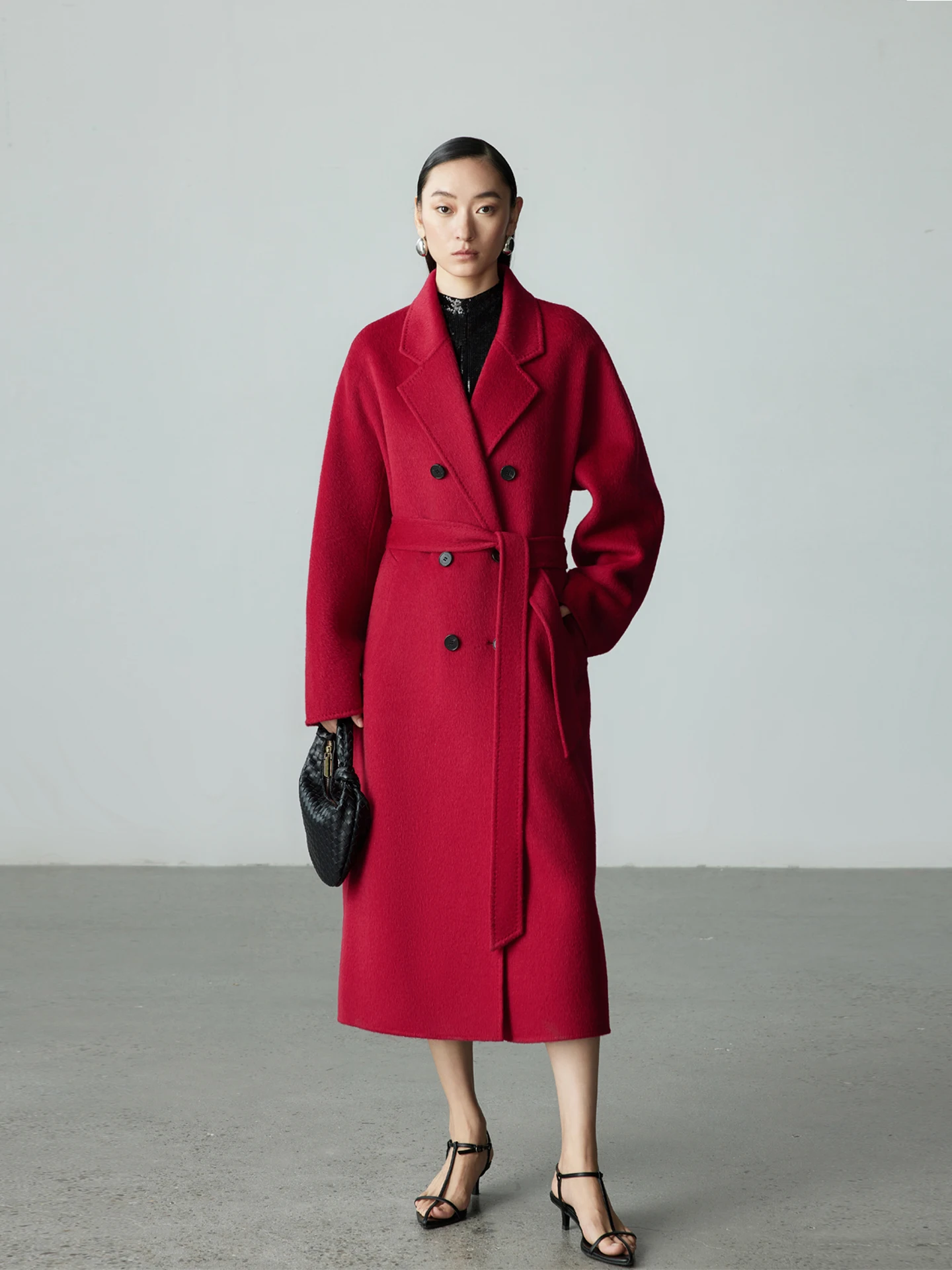 

YOOOJI Classic 08O Hepburn Sle Red Velvet N37 Двустороннее шерстяное пальто высокого качества с ярким цветом для женщин