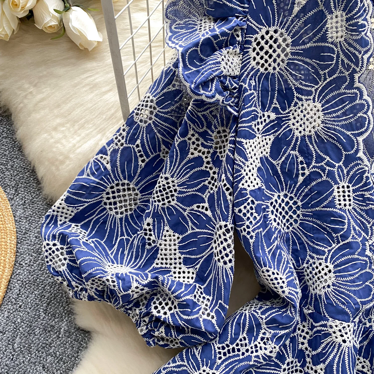 Retro v neck embroidery Lantern Sleeve print Elegant summer Dress A-line Flare Sleeve Vacation print Women dresses