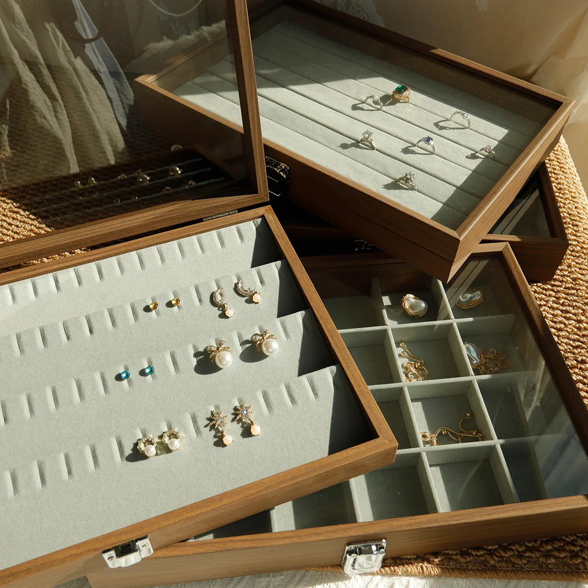クルミ材木目調ジュエリーボックス、指輪、ネックレス、イヤリング収納オーガナイザーボックス、ブレスレット、ハンドチェーン、ジュエリー収納