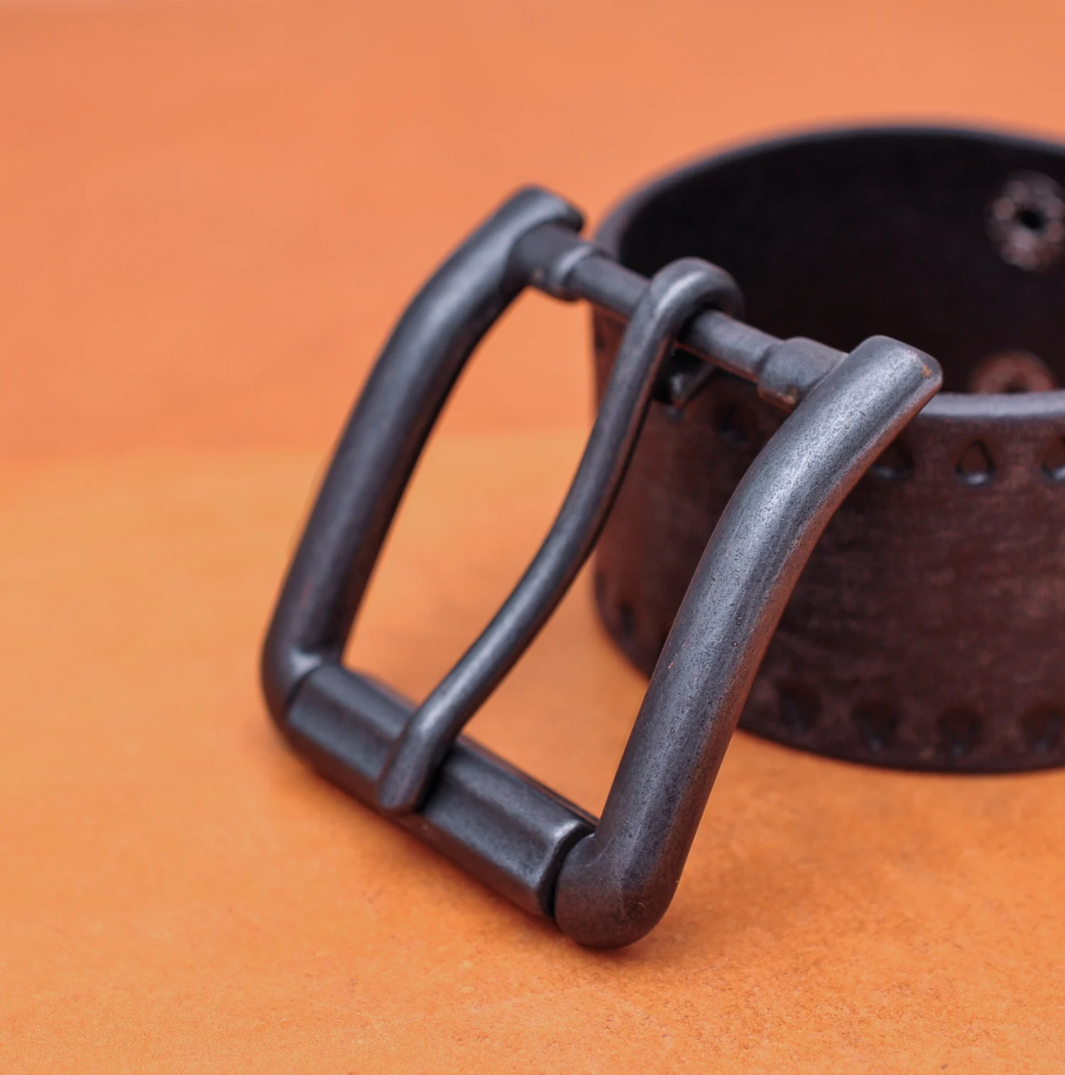 40MM Heavy Duty Men Antiqued Silver Metal Cowboy Single Prong End Bar Buckle Heel Bar Roller Leathercraft Belt Buckle