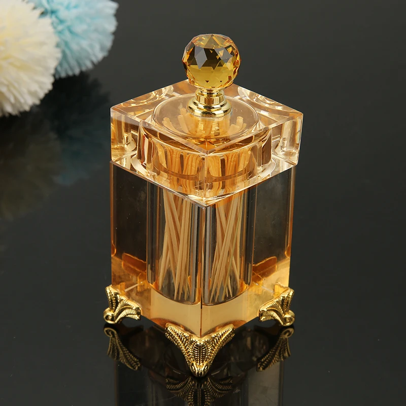 Nordic Tall Crystal Glass Toothpick Box with Lid Luxury Amber Transparent Cotton Swab Toothpick Box Dining Table Storage Jar