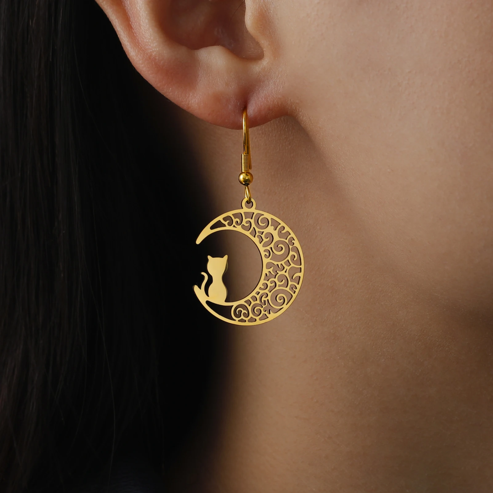 Skyrim Moon Cat Drop Earrings Stainless Steel Filigree Crescent Witchy Gothic Pendant Earrings Jewelry Birthday Gift for Women