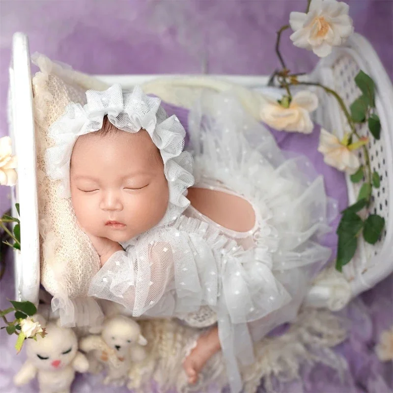 

Infant Photography Outfit Ruffle Mesh Hat Lace Jumpsuit Dress Photostudio Props Baby Photo Costume Newborn Shower Gift