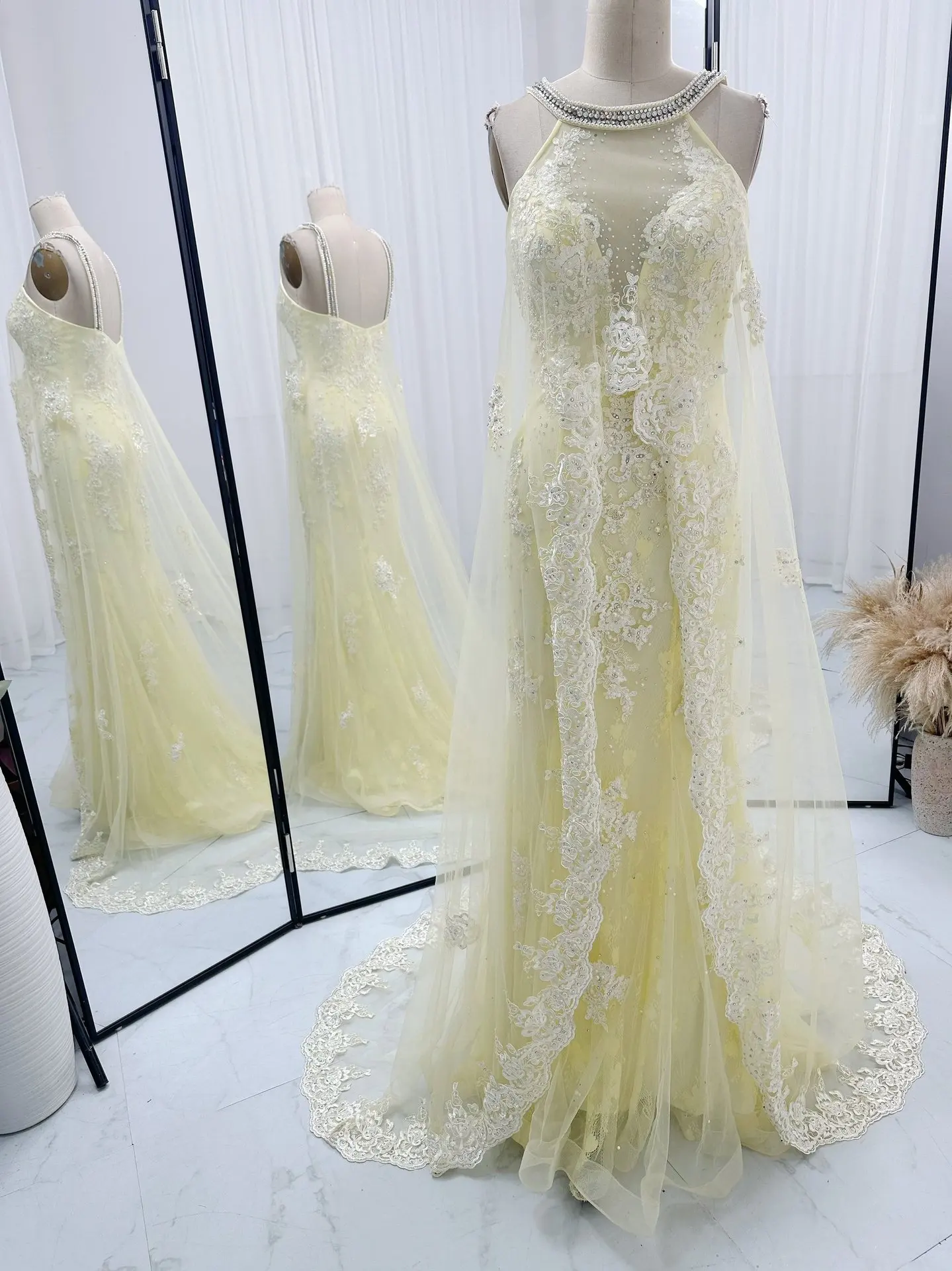 

Yellow Fairy Hanging Neck Nail Beads BeadsSleeveless Shoulder Shoulder Faculture Tail Performing Evening Dress M1583