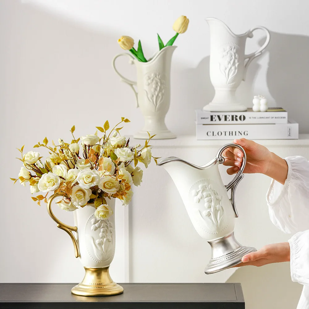 

Medieval ceramic vase French art ins wind value Creative decoration Hydroponic vase retro home accessories