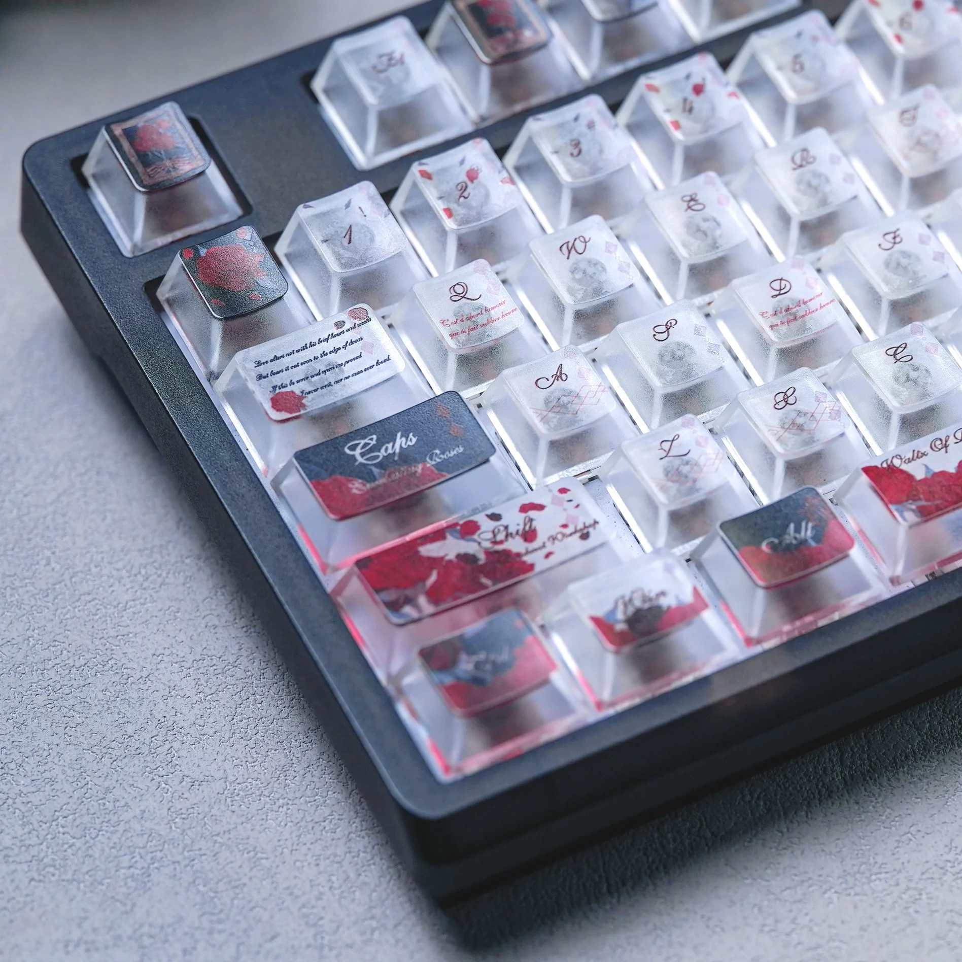 MAIMOOO Keycap Red And Black Cherry PC Transparent Mist U V Customized Keyboard Backlight Keycaps Personalized Gift Key