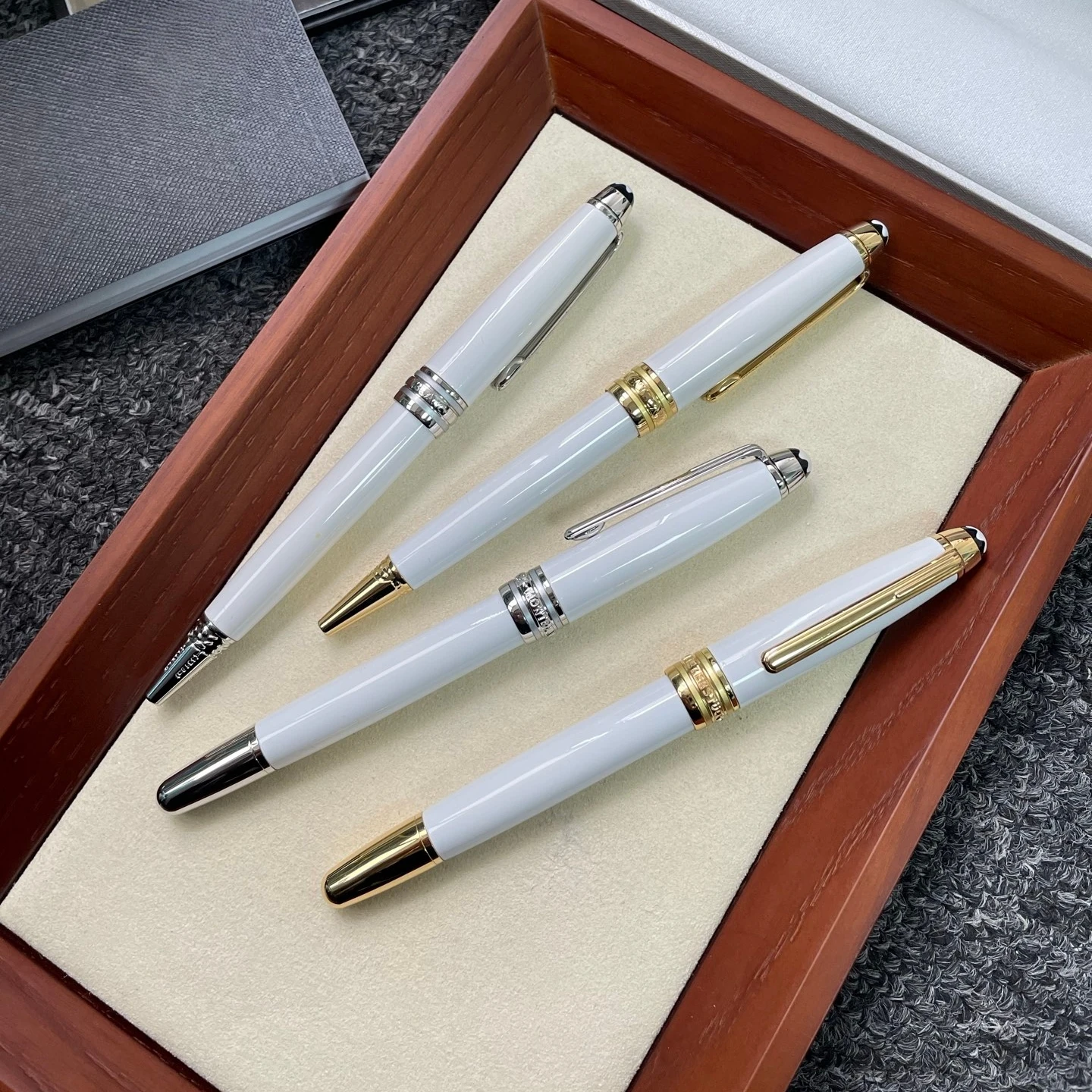 

Ручки-роллеры класса люкс Meisterstück: подарки на праздники от бренда с вековой историей для отца, любимого человека, начальника, ручки для подписи