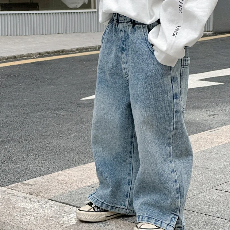 Pantaloni per bambini ragazzi abbigliamento per bambini coreano 2024 primavera nuovi pantaloni cilindro dritto Jeans causali elastico in vita