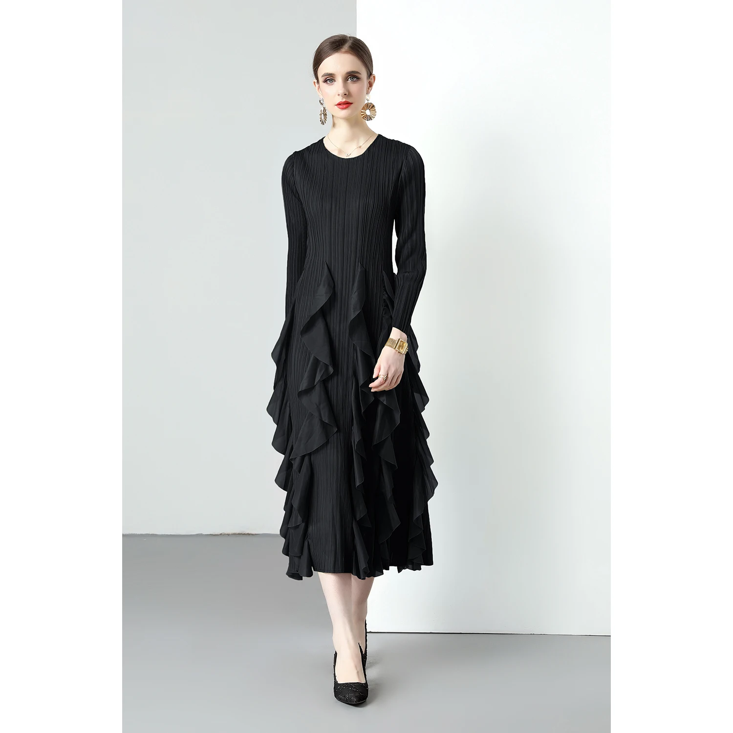 Zuo Man Ru New Women's Silk Pleated Ruffled o-Neck Dress With Loose Oversized Elastic Waist And Knee Length a-Line Long Skirt