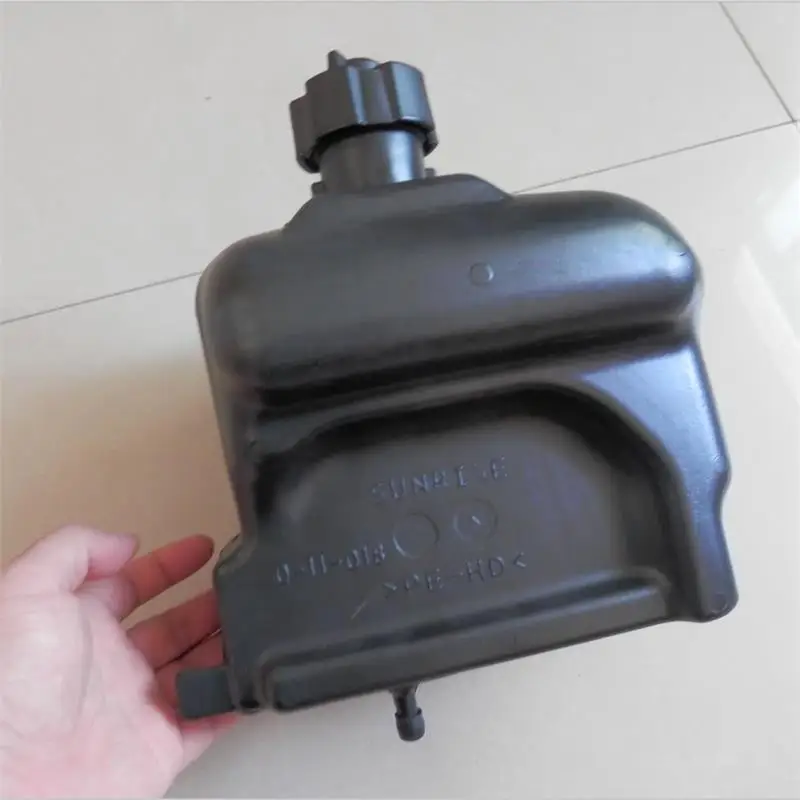 

IG2000 FUEL TANK CAP ASSEMBLY FOR KIPOR KG158 IG2000S 2KW INVERTER GENERATORS P.E HD MESH FILTER CMPL. KGE2000Ti -07001