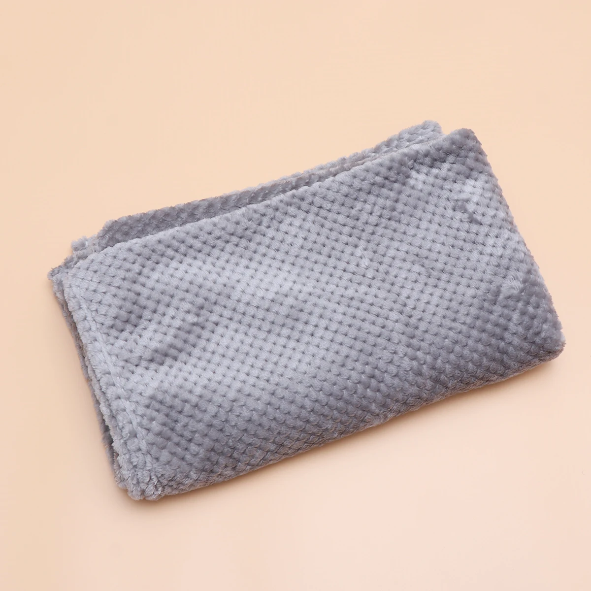 

1Pcs Pet Blanket Warm Coral Bed Cover Soft No Ball Machine Washable for Dog Cat Kennel Cage Car Seat Dog Blanket