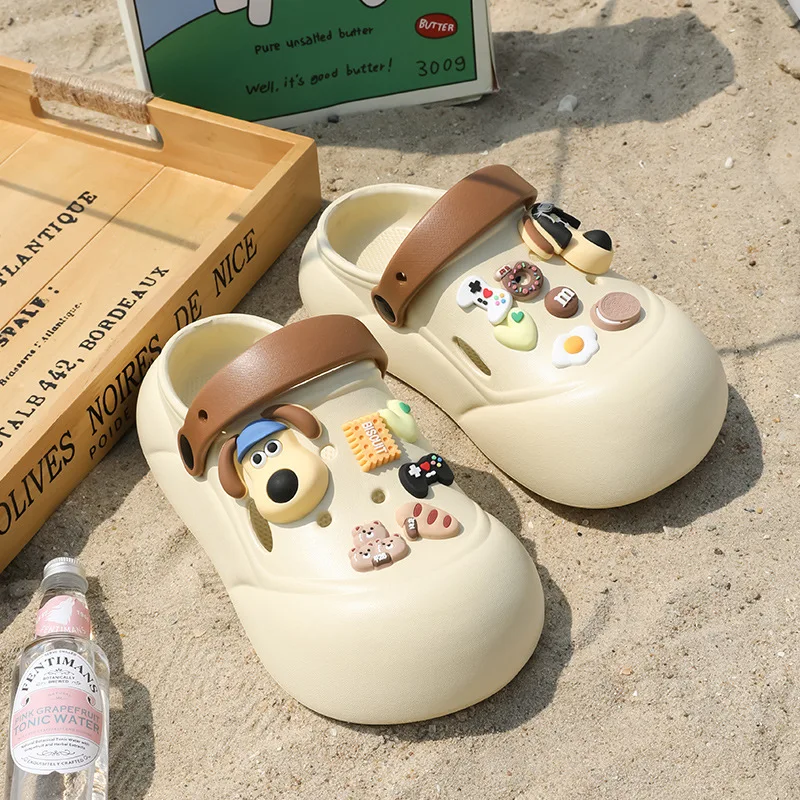 

Cute Hole Garden Shoes For Women Slippers 2024 Summer Beach Outdoor Wear Anti Slip Thick Sole Sandals For Women Summer Slippers