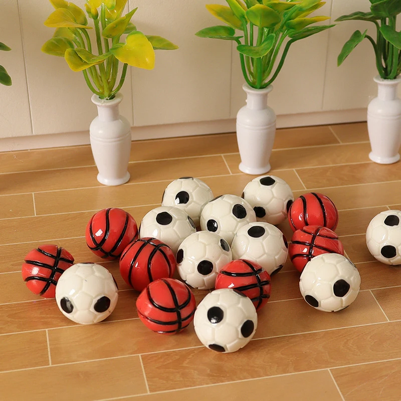 2Pcs 1:12 Dollhouse Miniature Sports Balls Soccer Football Basketball Model Toy DollHouse Outdoor Sports Scene Decor Accessories