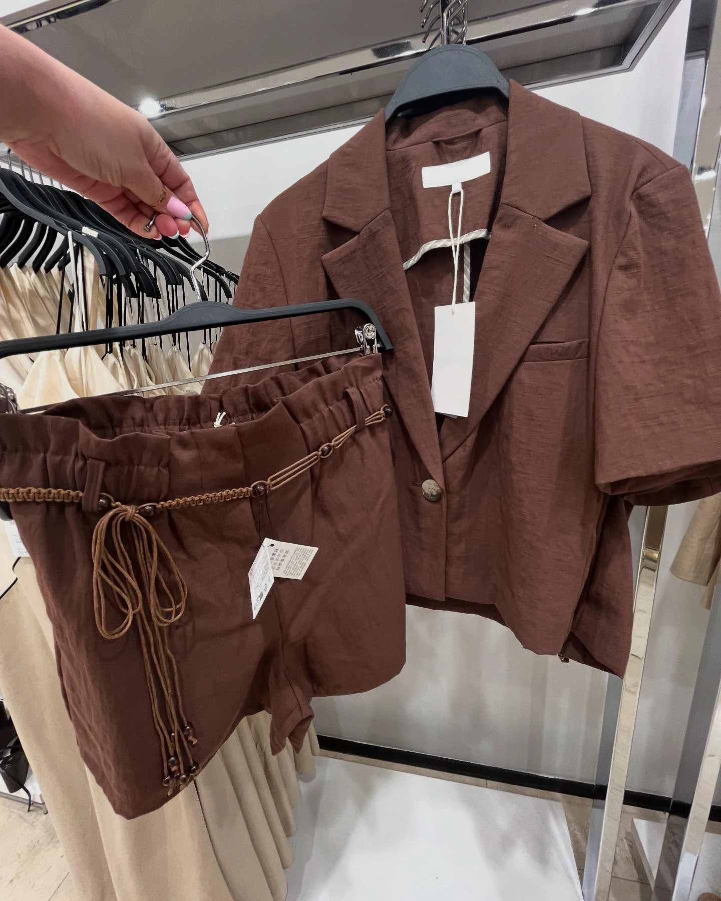 

Beading Drawstring Shorts 2 Piece Set Women Single Button Short Sleeve Notched Blazer Summer Vintage Casual Fashion Shorts Sets