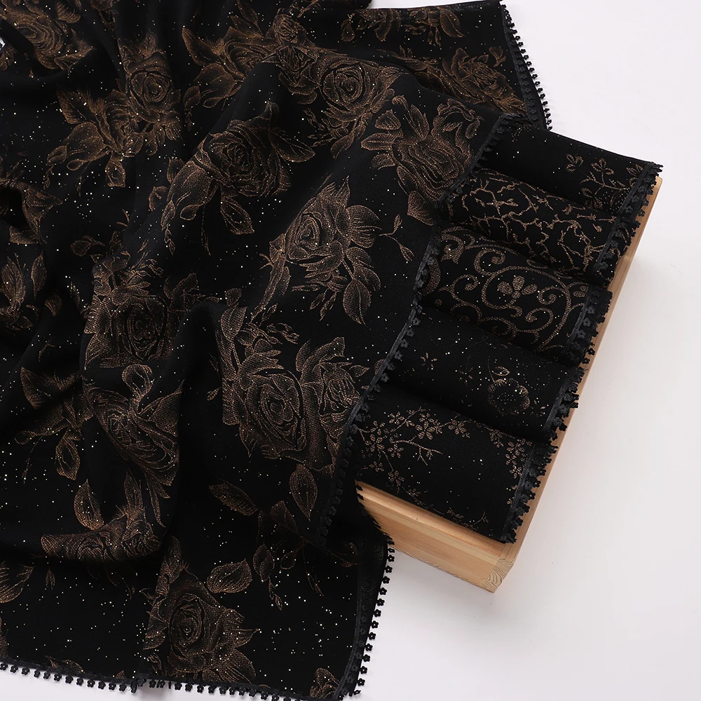 Vintage Glitzer-Hijab für Frauen, schwarz-brauner Schal mit Blumenmuster und Quastenrand, muslimisches Kopftuch, islamischer Schal. – Detail 7