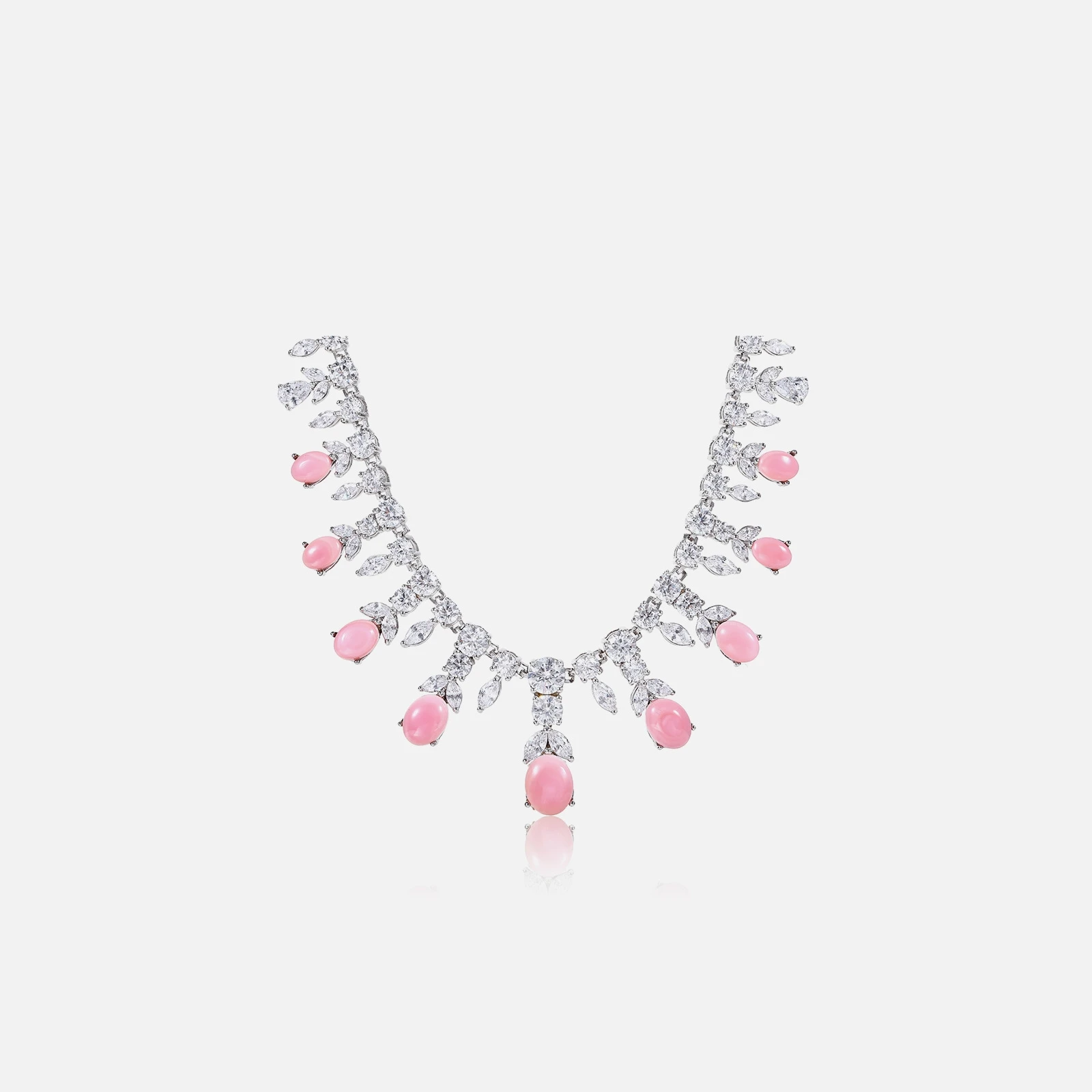 Bellux S925 Silver Synthetic Zircon Pink Queen Shell Necklace Fine Quality Light Luxury Gold Plated Jewelry Necklace