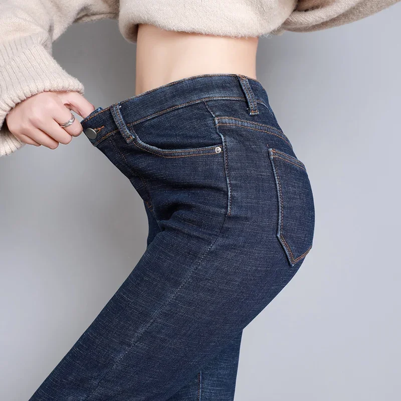 Pantalones vaqueros de diseñador coreano para niñas de invierno, pantalones vaqueros térmicos cálidos de felpa para niñas, pantalones vaqueros elásticos gruesos, pantalones ajustados azules