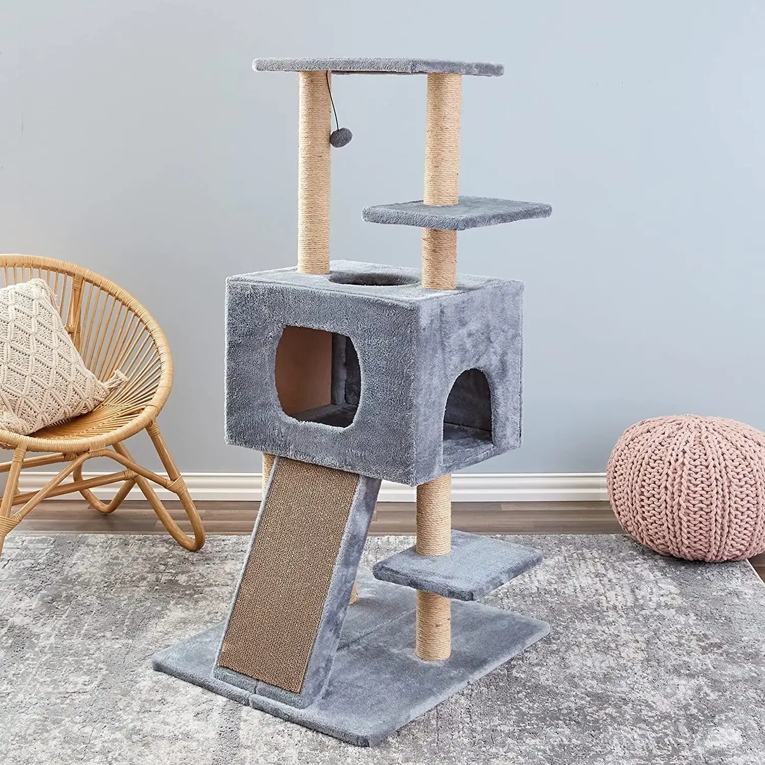 

Две компании Cortland Cat Tower, защита от царапин и игровая площадка