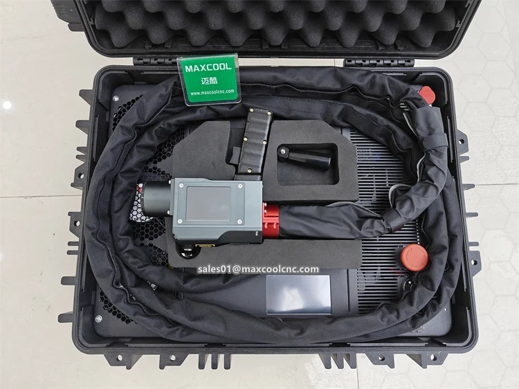 500w Pulsed Laser Reiniger Koffer Trolly Fall Mini Handheld Laser Rost Entfernung Auto Malerei Laser Reinigung