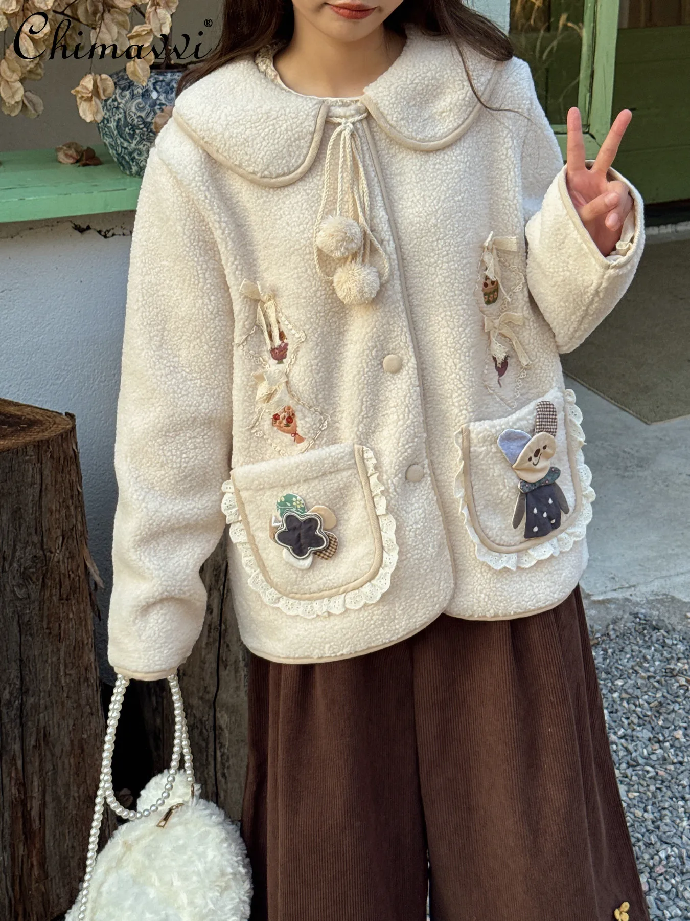 

Лесной стиль, ретро, овечья шерсть, кукольный воротник, пушистое пальто, зимнее новое милое женское пальто с 3D медведем и нашивкой, карманное свободное женское пальто