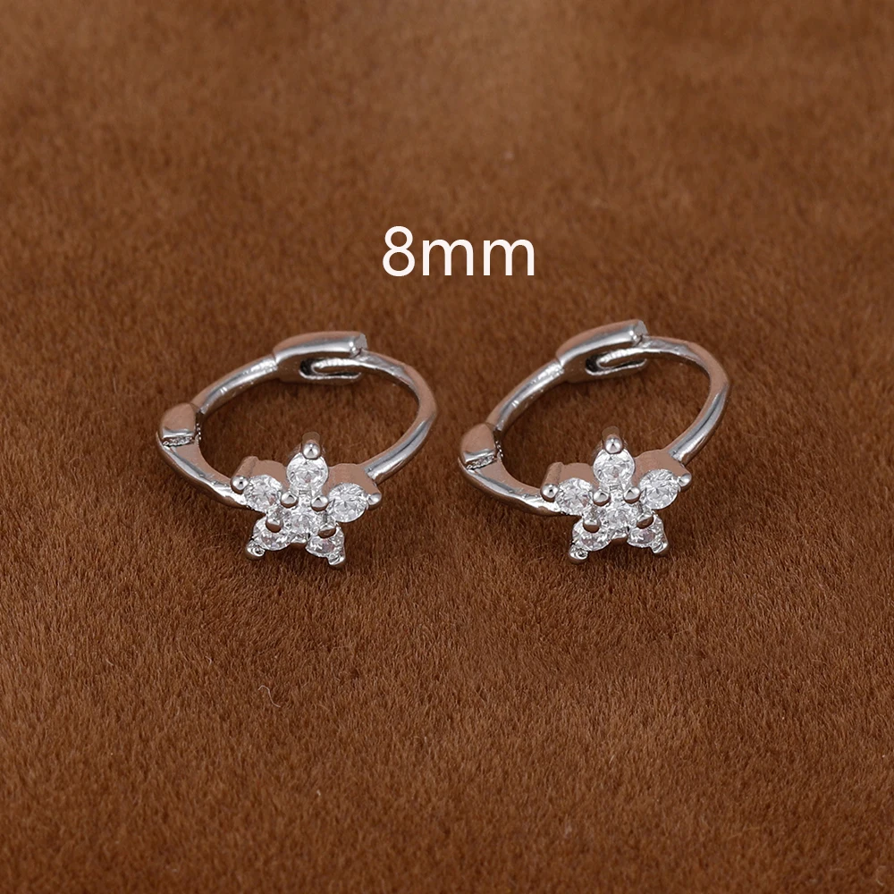 2er-Set schlichte, modische Blumen-Huggie-Creolen 6MM 8MM mit kleinen Zirkonia-Kristallen für Knorpel- und Ohrstecker-Piercings – Detail 13