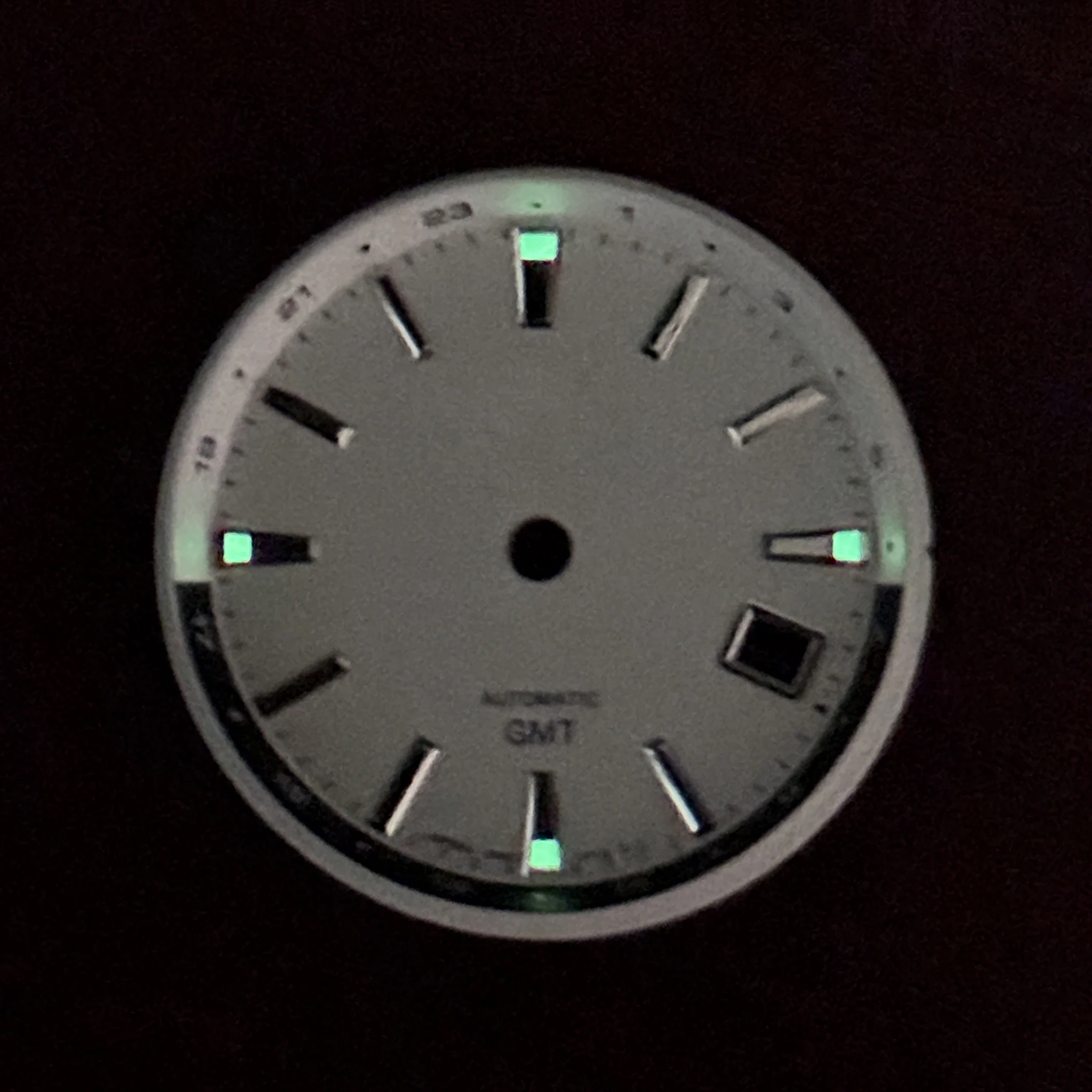 32.5mm G S Logo GMT Dial Suitable For NH34 Movement Green Luminous 3.8 O'clock Calendar Watch Modification Accessories