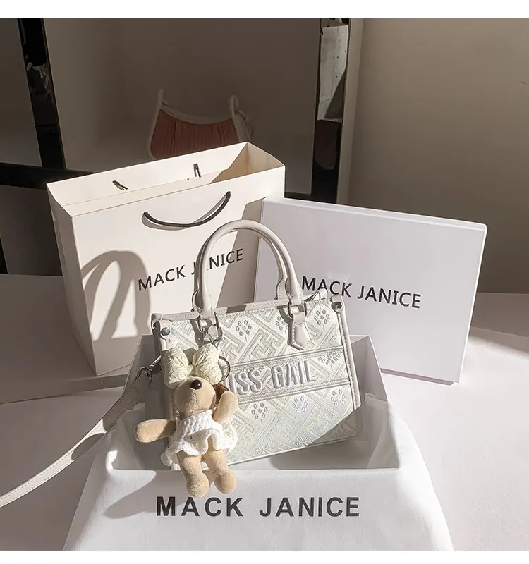 

Fashion Casual Tote Bag Large Capacity Women Handbag Luxury Embroidery Clutch Purse Textured Shoulder Messenger Bag